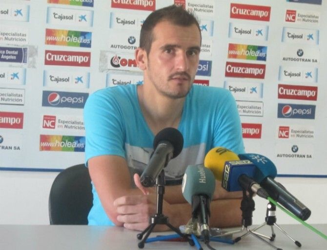 Cabrero: 'Somos ambiciosos y queremos mejorar en los errores que tuvimos'