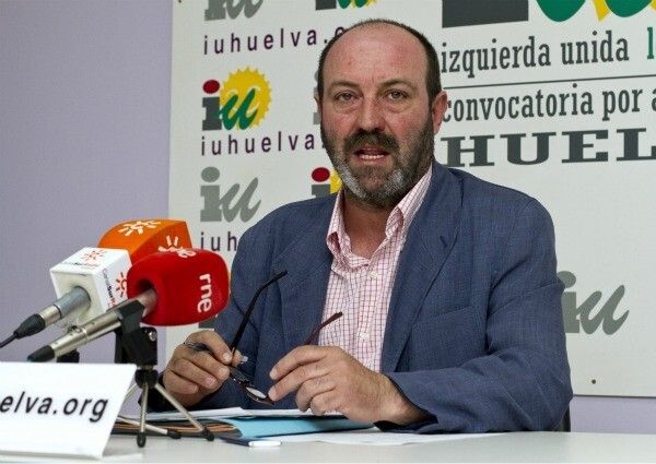Pedro Jiménez destaca que 'la flecha de IU apunta hacia arriba' y cree que 'el bipartidismo está en crisis'
