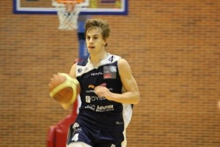 El base Fran Cardenas renueva con el Oviedo CB