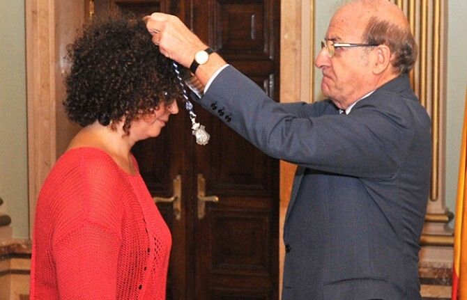 Yolanda Cabezas toma posesión como concejala no adscrita