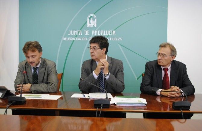La Junta invertirá 1.104 millones en políticas sociales y destaca la transferencia de 34 millones a ayuntamientos