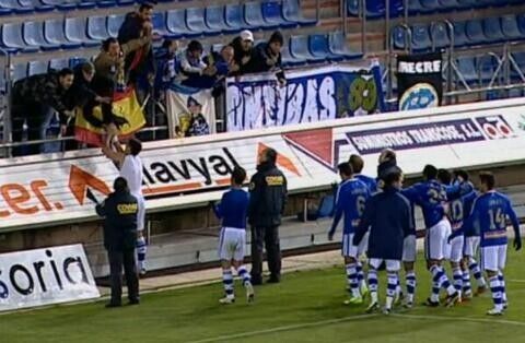 Remontada, liderato y una defensa lamentable (2-3)