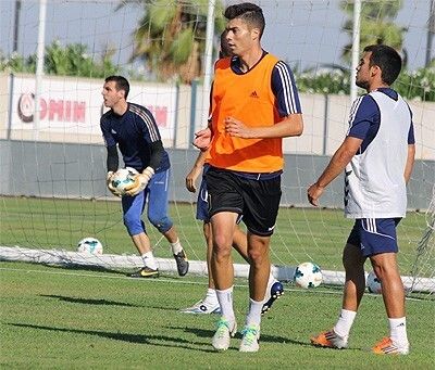 Naranjo viaja para los partidos de Liga y Copa en una convocatoria de 21 jugadores