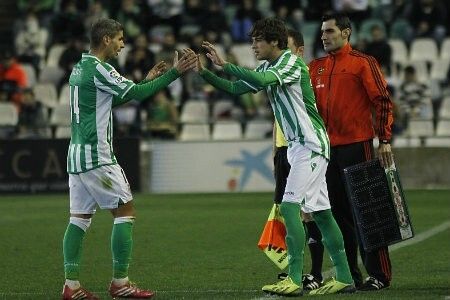 El onubense de 18 años Abeledo debuta con el Betis en competición oficial