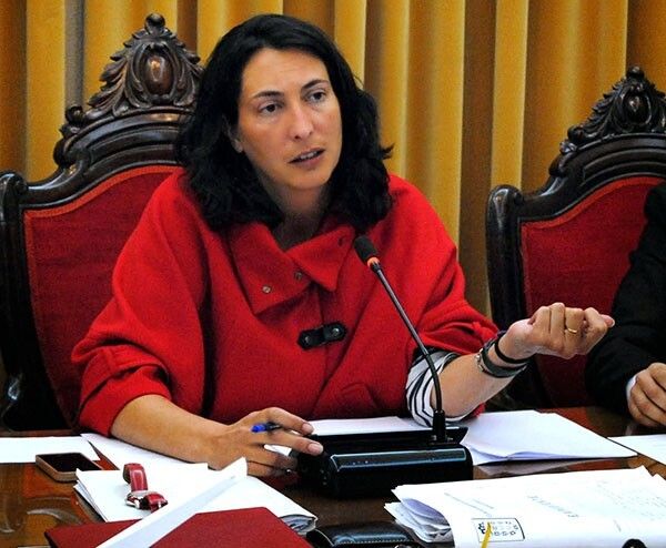 PSOE y PP cruzan en Valverde acusaciones mutuas de corrupción