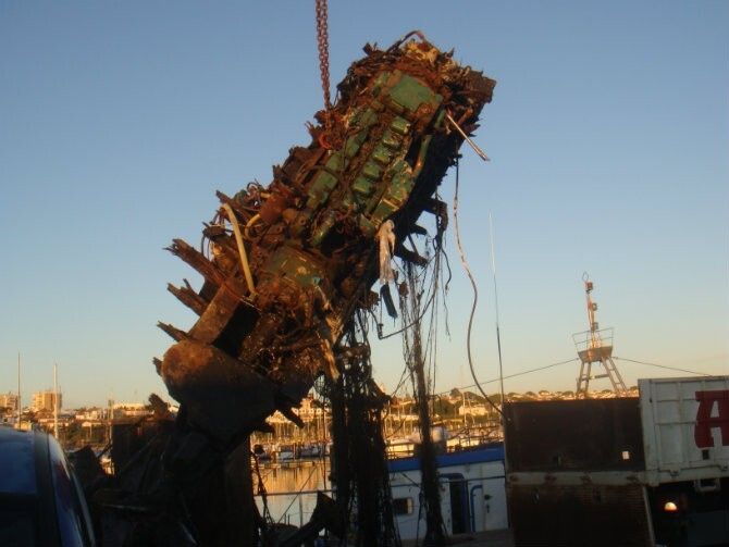 Llegan al Puerto de Mazagón los restos de ‘Yolanda’