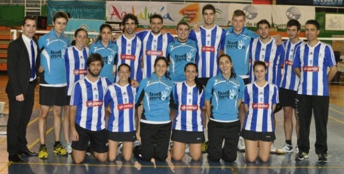 El IES La Orden conquista la décima y a semifinales (7-0)