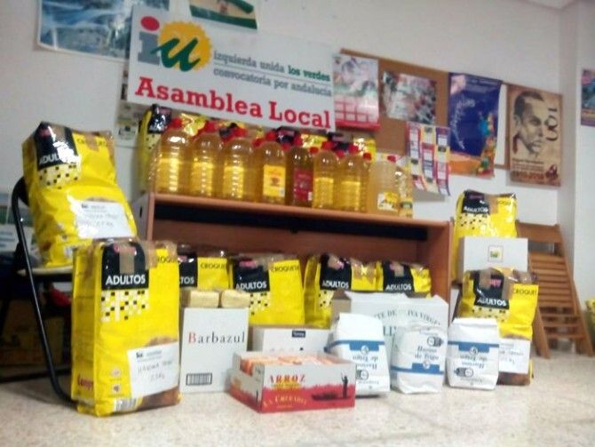 IU recoge media tonelada de alimentos en Cartaya para el pueblo saharaui y sigue recibiendo aportaciones
