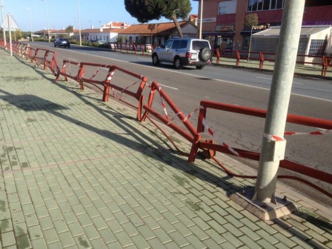 El PSOE de Aljaraque realiza un inventario de zonas públicas deterioradas que entrañan 'peligrosidad'