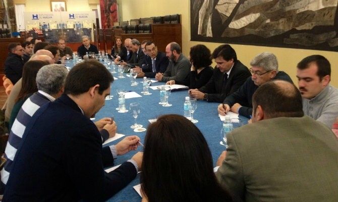 Nace una plataforma onubense en defensa de las comunicaciones férreas