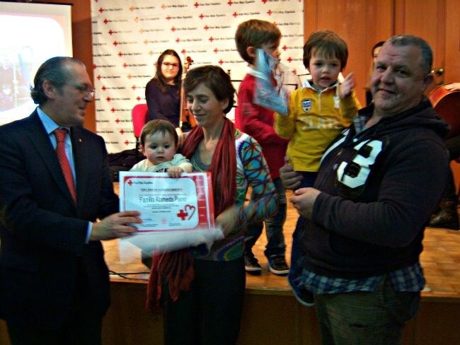 Cruz Roja Huelva reconoce la colaboración de sus socios en la atención a más de 55.000 personas