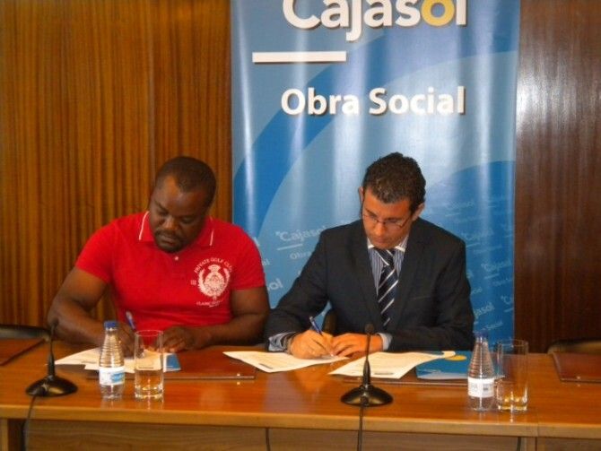 La Obra Social de Cajasol renueva la ayuda al comedor social de Lepe
