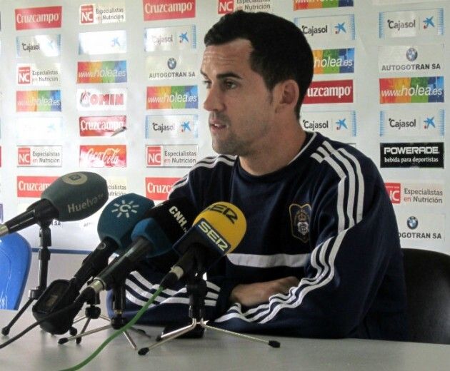 Linares: “Trataré de marcar al Zaragoza porque es un partido especial”