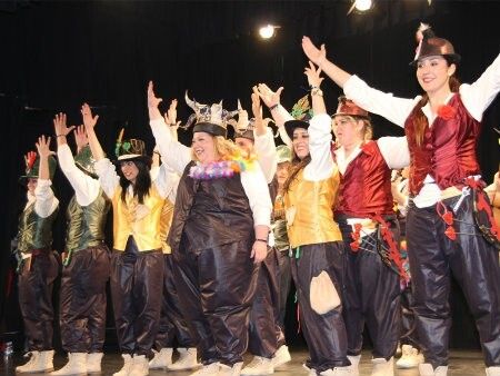 La comparsa ‘Todo puede cambiar’ puso en pie al público sanjuanero