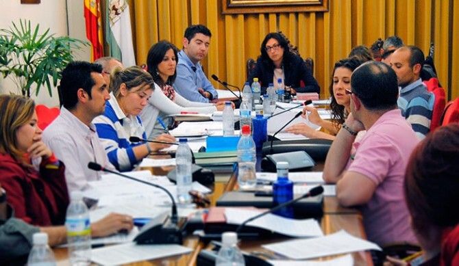 El PP de Valverde permite que el Ayuntamiento pida la retirada de la reforma del aborto