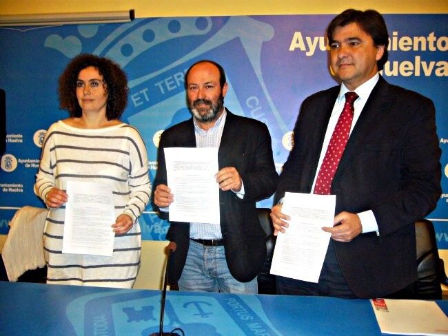 La oposición pide al Ayuntamiento un órgano de participación para solucionar el problema de los fosfoyesos