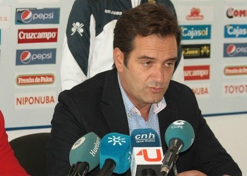 Antonio Martín: “Lo de la tienda es un acto bastante superfluo que no va dirigido a cobrar los créditos con Hacienda”