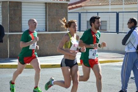 Manuel Ferraz y Ana Dias conquistan la III Media Maratón de Punta Umbría