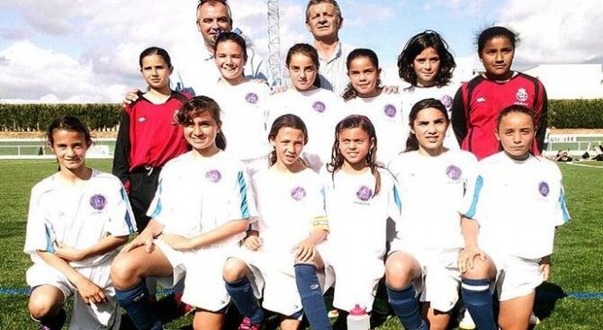 Éxito de la fiesta del fútbol femenino en Chucena