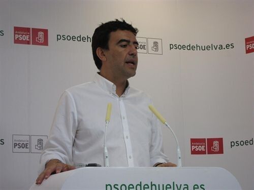 El PSOE señala que el Ayuntamiento 'quiere pagar con dinero público la inversión' de una empresa privada