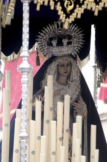 Duelo de solemne Resignación