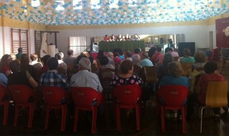 Primera reunión de los miembros de la 'Plataforma Hospital Público o Concertado, ya' de la Costa Occidental