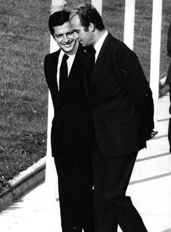 39 años en el trono: del éxito de la Transición y 23-F al desgaste por el Caso Nóos y el viaje a Botswana