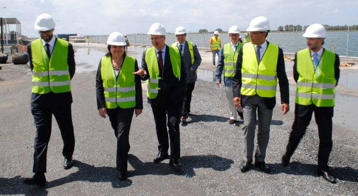 Las obras del Paseo de la Ría avanzan 'a buen ritmo' y se prevé que culminen en 2015