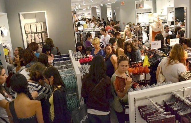 El comercio onubense espera facturar más de 12,5 millones de euros en las rebajas