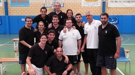 Benito Doblado visita el Campus de Verano del Baloncesto Sevilla en Cartaya