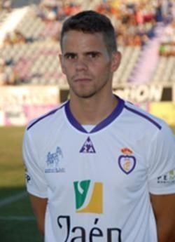 El Tenerife de Cervera pugna con el Recre por Hugo Álvarez