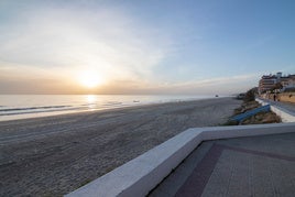 Los paseos marítimos más bonitos de las playas de Huelva para pasear