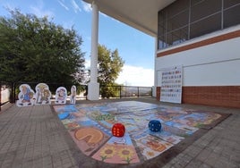El 'Juego de la Oca'  del Camino Sur Huelva-Zafra llega al alumnado de centros escolares