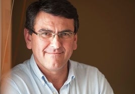 Rafael Segovia deja la Presidencia de Vox Huelva