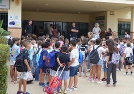 CSIF denuncia el desequilibrio entre el incremento del  alumnado con necesidades de apoyo educativo en Huelva y el del profesorado para atenderlo