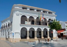 El Ayuntamiento de Almonte cifra su deuda en casi nueve millones de euros