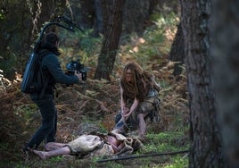 Los neandertales vuelven a Doñana: el espacio natural acoge el rodaje de un documental