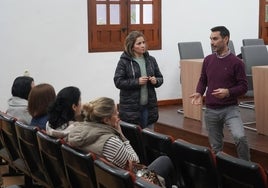 Un grupo de voluntarios castrará en Moguer a varios gatos «callejeros» que están ocasionando problemas de salubridad