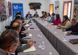 Diputación invertirá 2'7 millones de euros en la mejora del tramo de carretera que va desde Clarines hasta Candón