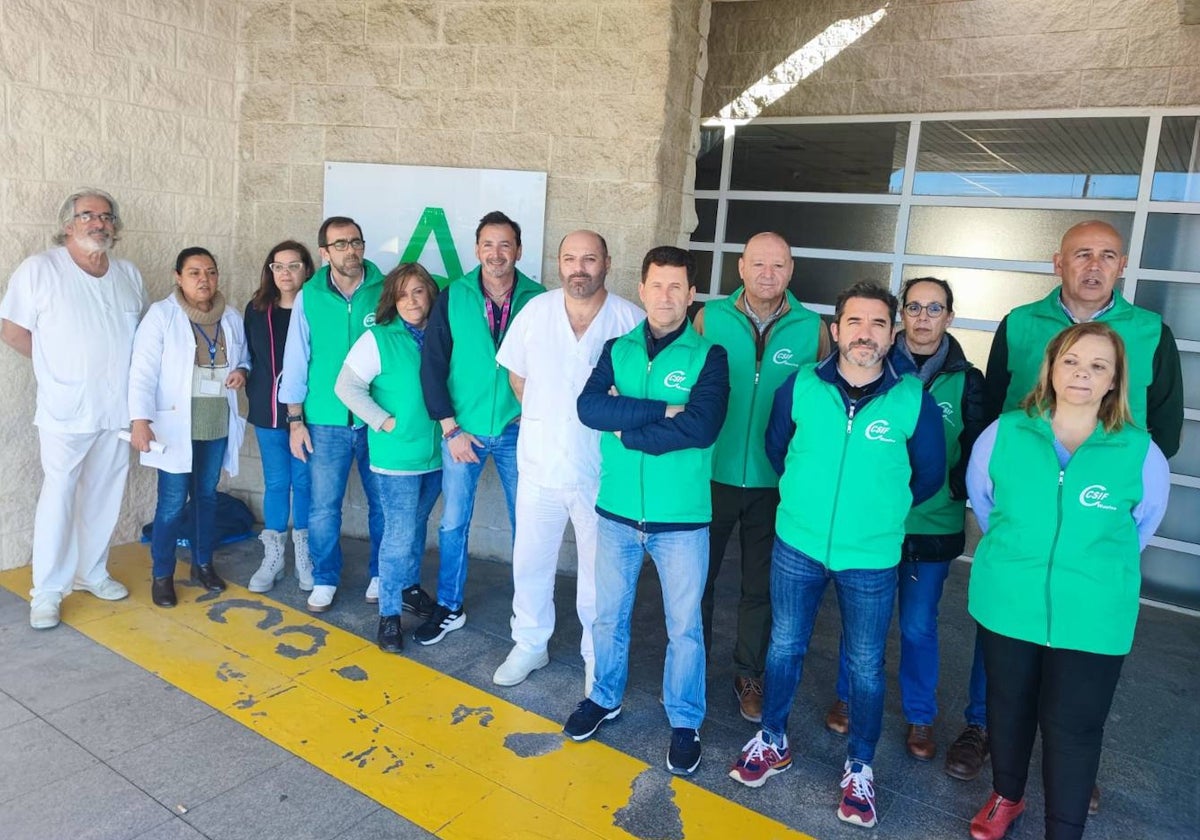 Varios de los delegados sindicales de la sanidad de CSIF Huelva