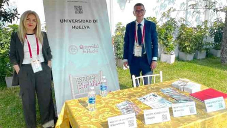 La Universidad de Huelva, a la 'caza' de alumnos en Perú y Colombia