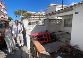El PSOE llama «estercolero» a las casas de los maestros de Punta Umbría y dice que incluso tienen «ocupas»