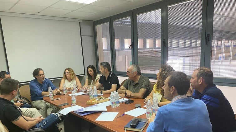 El sector pesquero aborda en Huelva la «mínima» propuesta de cuota inicial planteada por el Gobierno