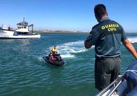 Publicada la nueva resolución sobre la utilización de motos acuáticas en la costa de Huelva: estas son las normas que se deben seguir
