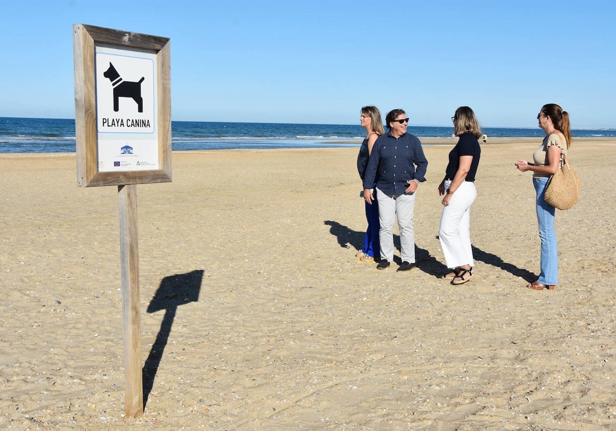 La nueva playa canina de Punta Umbría