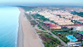 El piso con piscina en Islantilla que se puede comprar por 120.000 euros