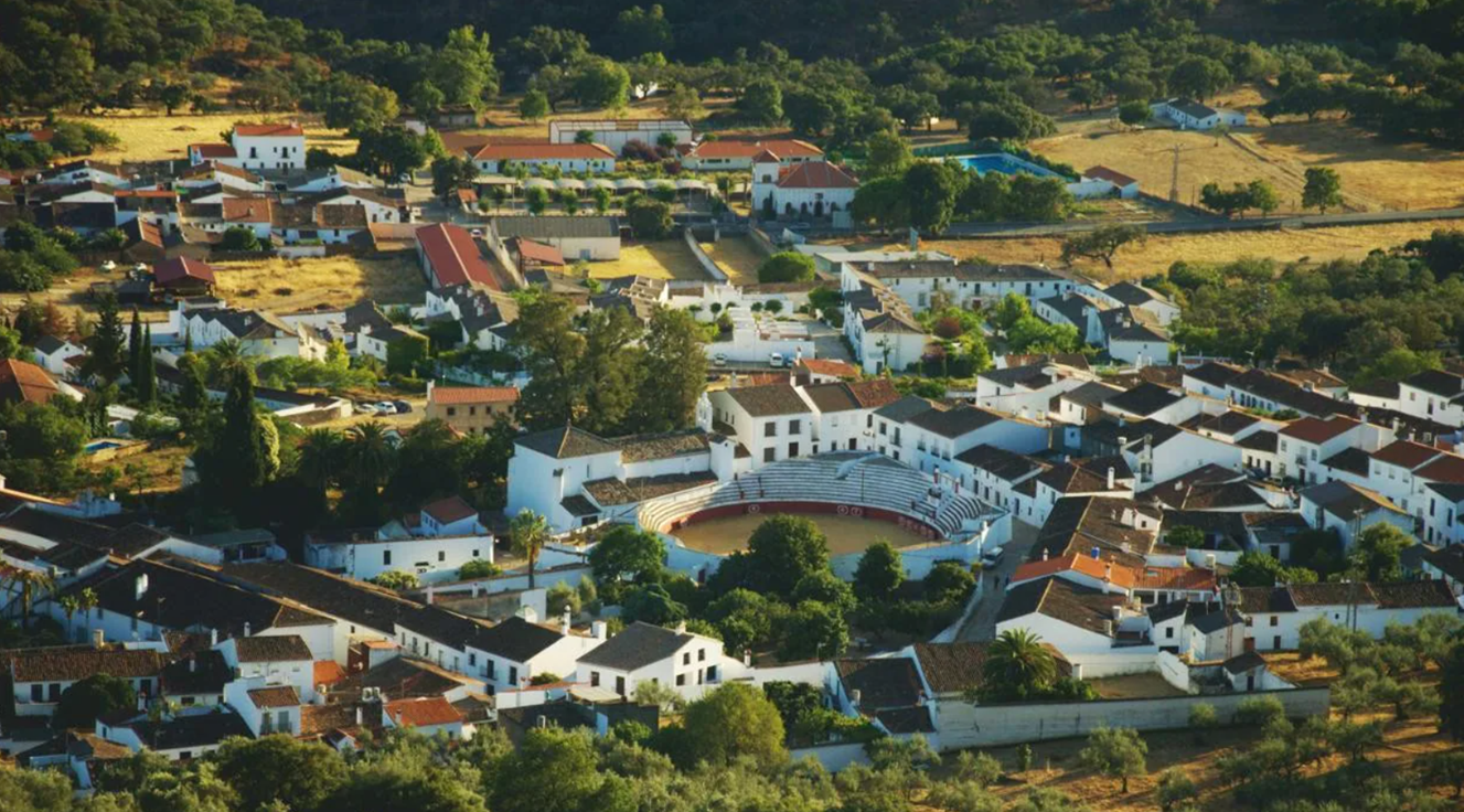 Vista aérea de Higuera de la Sierra