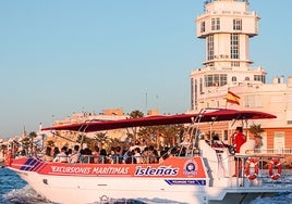 Gambas, vino y paseo en barco por 15 euros: así es el plan que puedes hacer en esta playa de Huelva