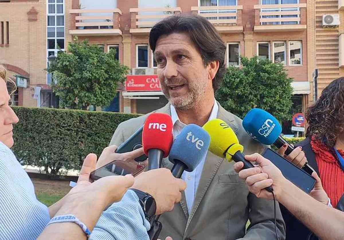 El portavoz del PSOE de Huelva, Enrique Gaviño