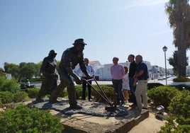 El Monumento al Agricultor de Lepe luce renovado tras ser objeto de actos vandálicos